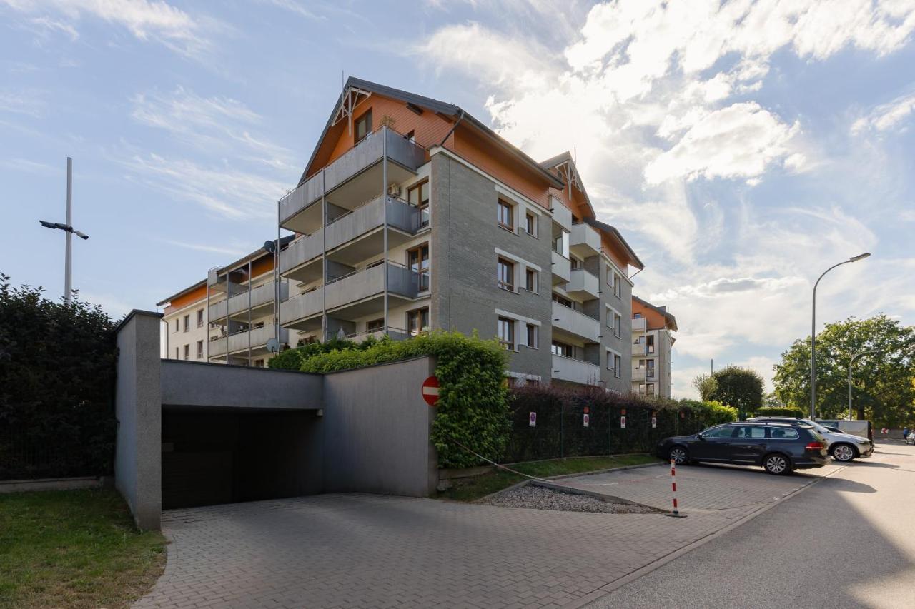 Warsaw Bemowo Apartment With Balcony By Noclegi Renters Varsóvia Exterior foto